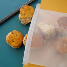 Load image into Gallery viewer, Silicone Food Pouches
